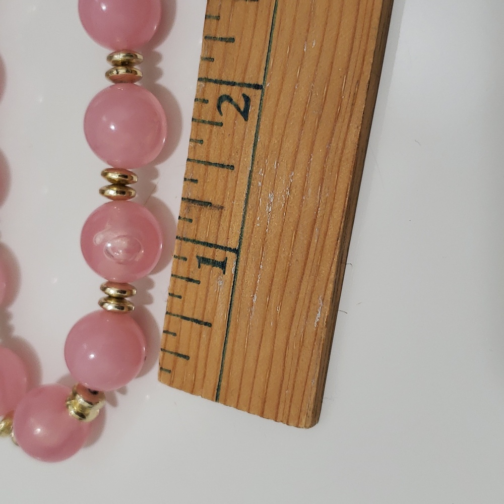 Vintage Lucite Pink Beaded Necklace - Picture 4 of 5